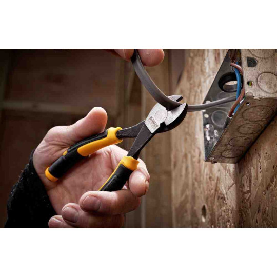 Купити Кусачки LASER HARDENED діагональні довжиною 160 мм DeWALT DWHT82796-0. Офіційний магазин Toolmaster Україна. Фірмовий інструмент та обладнання, офіційна гарантія