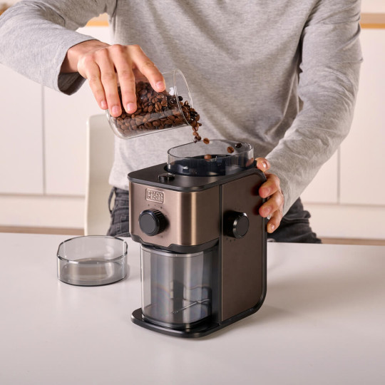 Купити Кавомолка BLACK+DECKER BXCG151E. Офіційний магазин Toolmaster Україна. Фірмовий інструмент та обладнання, офіційна гарантія