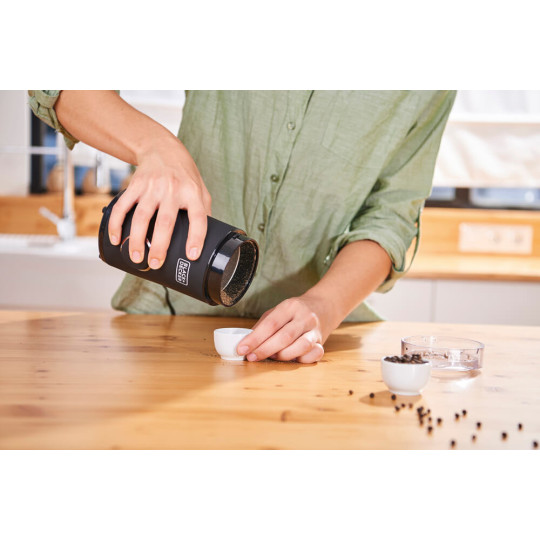 Купити Кавомолка BLACK+DECKER BXCG150E. Офіційний магазин Toolmaster Україна. Фірмовий інструмент та обладнання, офіційна гарантія