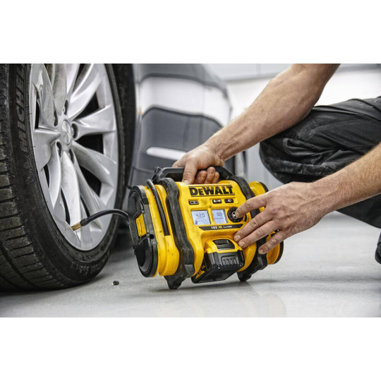 Купити Компресор повітряний акумуляторний DeWALT DCC018N. Офіційний магазин Toolmaster Україна. Фірмовий інструмент та обладнання, офіційна гарантія