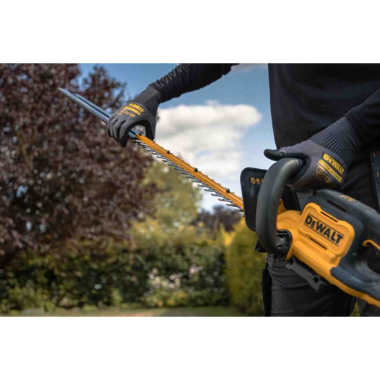 Купити Кусторез аккумуляторный DeWALT DCMHT562P1. Официальный магазин Toolmaster Украина. Фирменный инструмент и оборудование, официальная гарантия