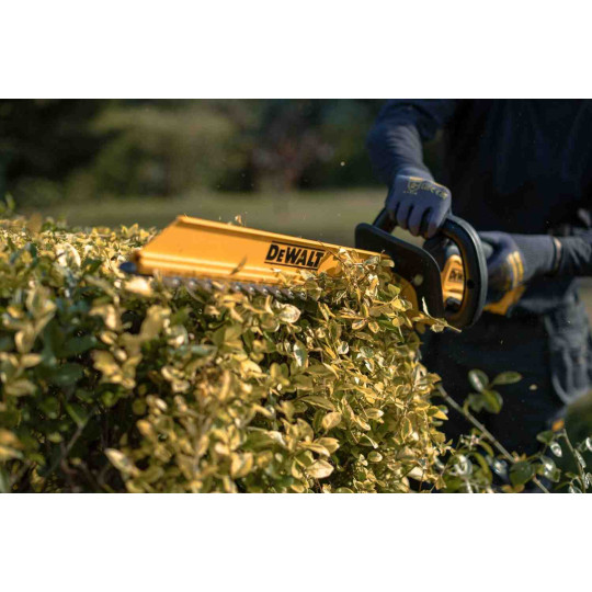 Купити Кусторез аккумуляторный DeWALT DCMHT562P1. Официальный магазин Toolmaster Украина. Фирменный инструмент и оборудование, официальная гарантия