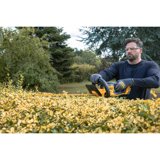 Купити Кущоріз акумуляторний DeWALT DCMHT564N. Офіційний магазин Toolmaster Україна. Фірмовий інструмент та обладнання, офіційна гарантія