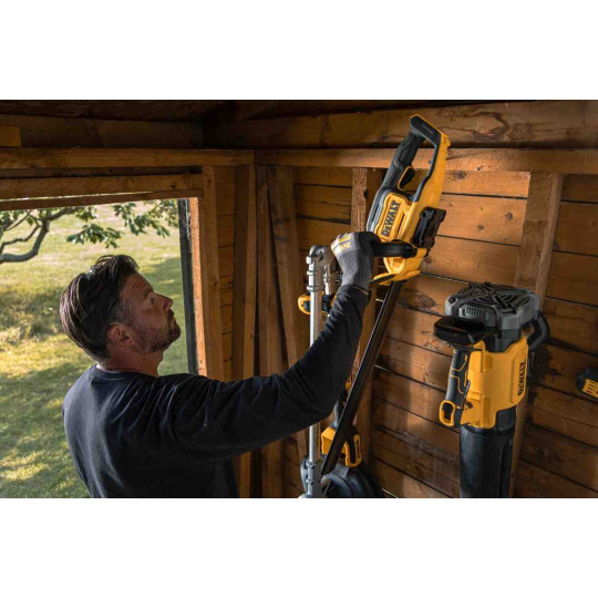 Купити Кущоріз акумуляторний DeWALT DCMHT564N. Офіційний магазин Toolmaster Україна. Фірмовий інструмент та обладнання, офіційна гарантія