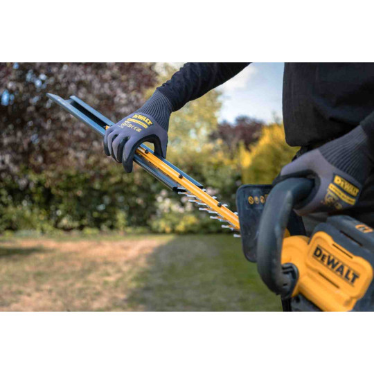 Купити Кусторез аккумуляторный DeWALT DCMHT564P1. Официальный магазин Toolmaster Украина. Фирменный инструмент и оборудование, официальная гарантия