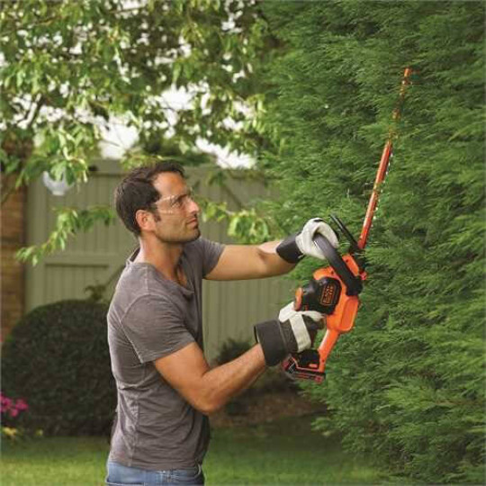 Купити Кущоріз акумуляторний BLACK+DECKER GTC18502PC. Офіційний магазин Toolmaster Україна. Фірмовий інструмент та обладнання, офіційна гарантія