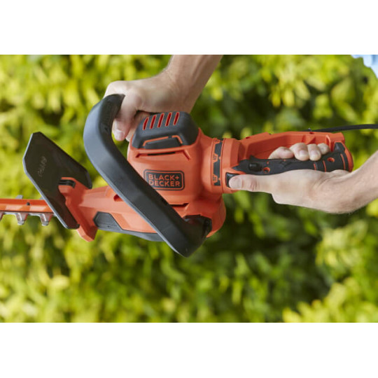 Купити Кущоріз електричний BLACK+DECKER BEHTS551. Офіційний магазин Toolmaster Україна. Фірмовий інструмент та обладнання, офіційна гарантія