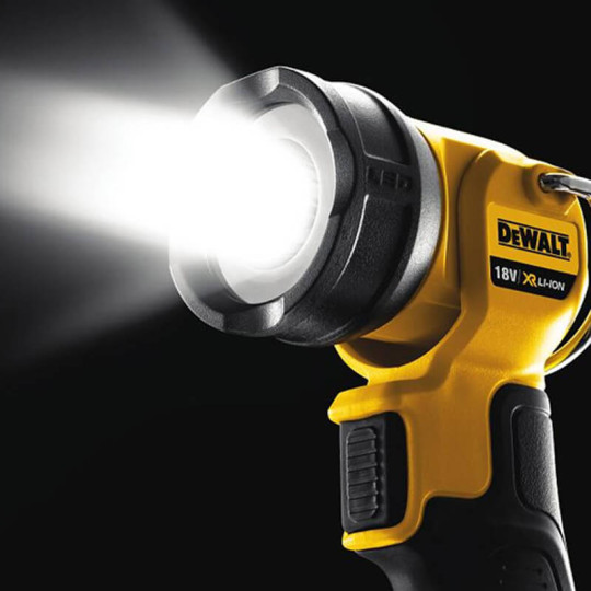 Купити Ліхтар світлодіодний акумуляторний DeWALT DCL040. Офіційний магазин Toolmaster Україна. Фірмовий інструмент та обладнання, офіційна гарантія