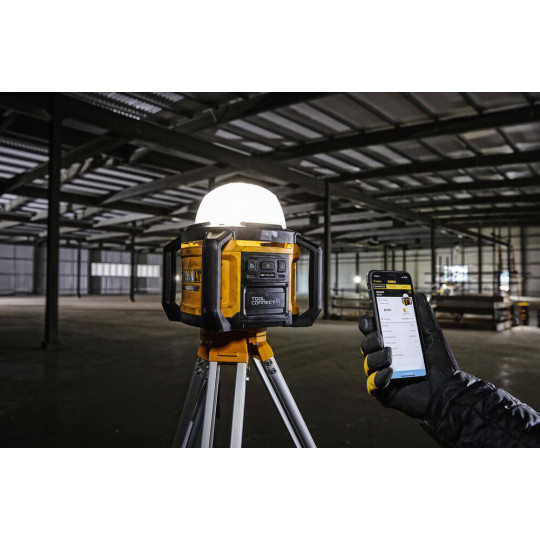 Купити Ліхтар світлодіодний акумуляторний DeWALT DCL074. Офіційний магазин Toolmaster Україна. Фірмовий інструмент та обладнання, офіційна гарантія