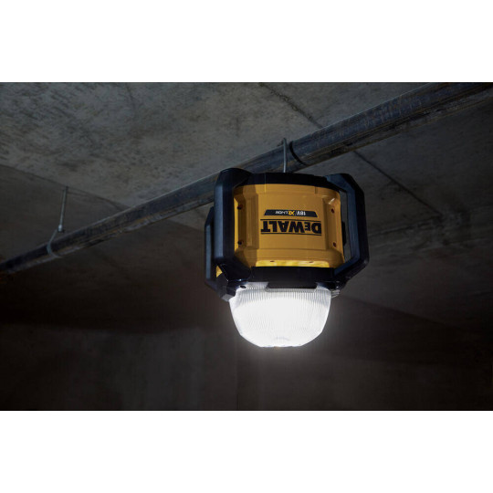 Купити Ліхтар світлодіодний акумуляторний DeWALT DCL074. Офіційний магазин Toolmaster Україна. Фірмовий інструмент та обладнання, офіційна гарантія