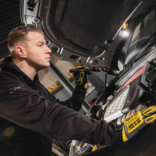 Купити Ліхтар ручний STANLEY SXLS50106E. Офіційний магазин Toolmaster Україна. Фірмовий інструмент та обладнання, офіційна гарантія