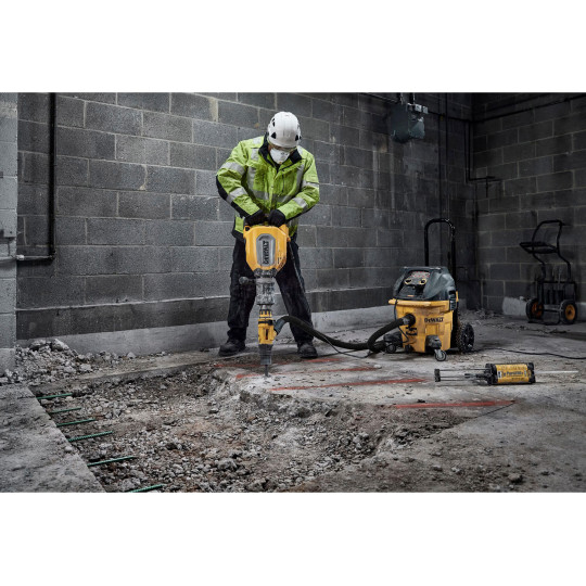 Купити Молоток відбійний мережевий безщітковий DeWALT D25911K. Офіційний магазин Toolmaster Україна. Фірмовий інструмент та обладнання, офіційна гарантія