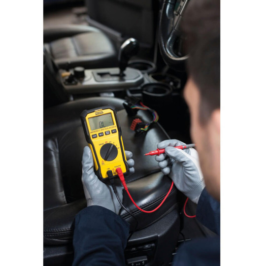 Купити Мультиметр цифровий категорії САТ III STANLEY FMHT82563-0. Офіційний магазин Toolmaster Україна. Фірмовий інструмент та обладнання, офіційна гарантія