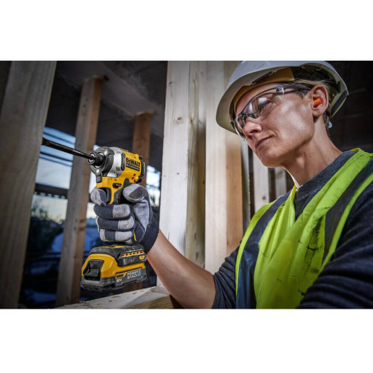 Купити Набір з двох інструментів безщіткових DeWALT DCK2051H2T. Офіційний магазин Toolmaster Україна. Фірмовий інструмент та обладнання, офіційна гарантія