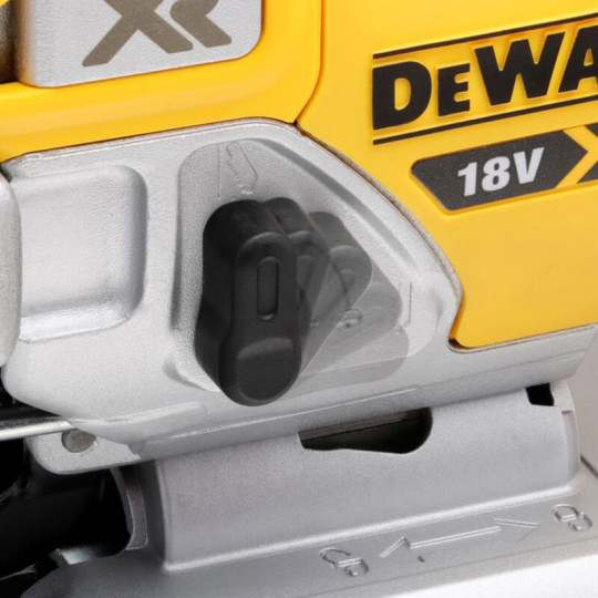 Купити Набір з восьми інструментів акумуляторних DeWALT DCK865P4T. Офіційний магазин Toolmaster Україна. Фірмовий інструмент та обладнання, офіційна гарантія