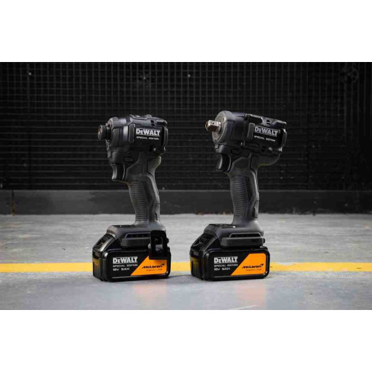 Купити Набор из двух инструментов аккумуляторных бесщеточных McLaren F1 TEAM SPECIAL EDITION DeWALT DCK2224MP2T. Официальный магазин Toolmaster Украина. Фирменный инструмент и оборудование, официальная гарантия
