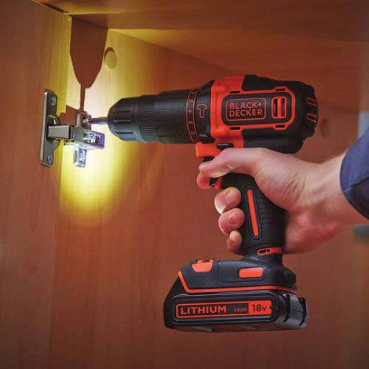Купити Набір з двох інструментів BLACK+DECKER BCK23S1S. Офіційний магазин Toolmaster Україна. Фірмовий інструмент та обладнання, офіційна гарантія