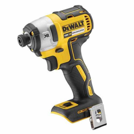 Купити Набір з чотирьох інструментів безщіткових DeWALT DCK422P3T. Офіційний магазин Toolmaster Україна. Фірмовий інструмент та обладнання, офіційна гарантія