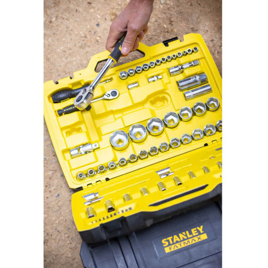Купити Набір голівок торцевих 1/4, 1/2 MaxiDrive, 81 предмет STANLEY FMMT82826-1. Офіційний магазин Toolmaster Україна. Фірмовий інструмент та обладнання, офіційна гарантія