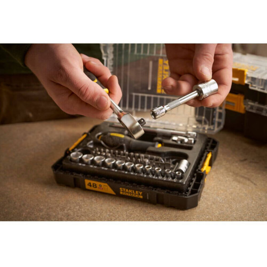 Купити Набір торцевих головок 1/4 FATMAX® Maxi Drive, шестигранних, 48 предметів STANLEY FMMT98101-0. Офіційний магазин Toolmaster Україна. Фірмовий інструмент та обладнання, офіційна гарантія