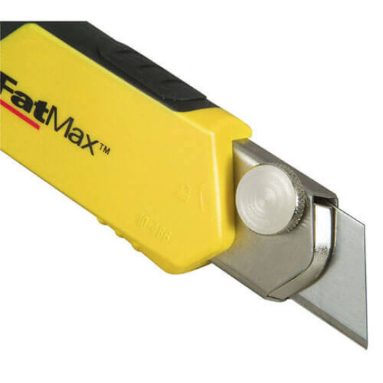 Купити Нож FatMax Cartridge длиной 215 мм с лезвием шириной 25 мм с отламывающимися сегментами STANLEY 0-10-486. Официальный магазин Toolmaster Украина. Фирменный инструмент и оборудование, официальная гарантия