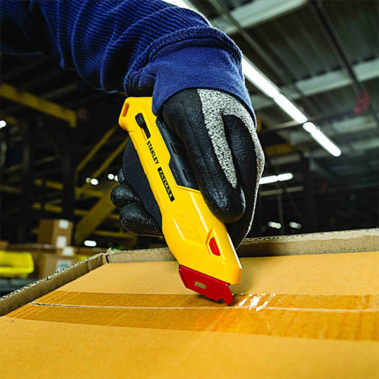 Купити Ніж безпечний FATMAX® Box Box з висувним трапецевидним лезом STANLEY FMHT10362-0. Офіційний магазин Toolmaster Україна. Фірмовий інструмент та обладнання, офіційна гарантія