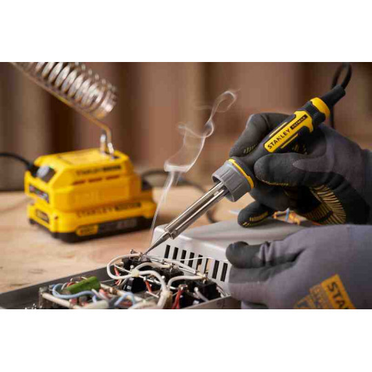 Купити Паяльник акумуляторний STANLEY FATMAX SFMCE040B. Офіційний магазин Toolmaster Україна. Фірмовий інструмент та обладнання, офіційна гарантія