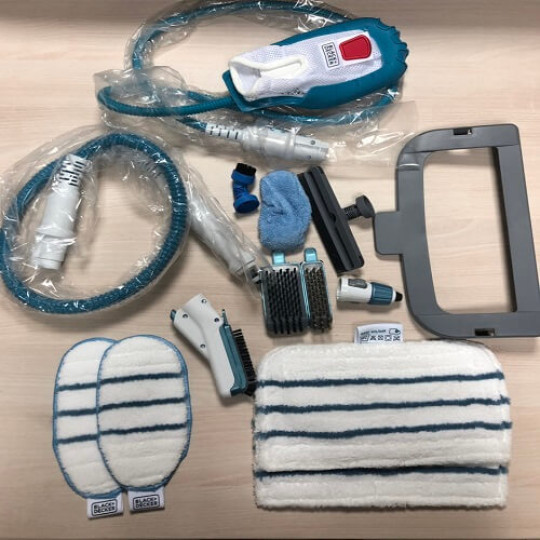 Купити Щітка парова та пароочищувач BLACK+DECKER FSMH13151SM. Офіційний магазин Toolmaster Україна. Фірмовий інструмент та обладнання, офіційна гарантія