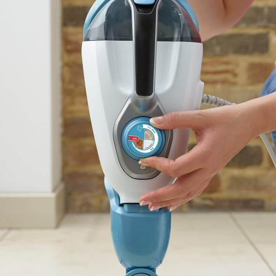 Купити Щітка парова та пароочищувач BLACK+DECKER FSMH1351SM. Офіційний магазин Toolmaster Україна. Фірмовий інструмент та обладнання, офіційна гарантія