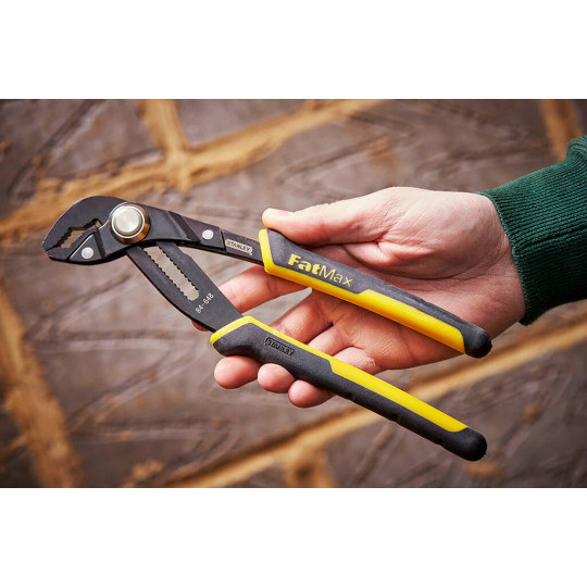 Купити Пасатижі FatMax Groove Joint переставні сантехнічні довжиною 300 мм STANLEY 0-84-649. Офіційний магазин Toolmaster Україна. Фірмовий інструмент та обладнання, офіційна гарантія