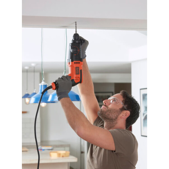 Купити Перфоратор мережевий SDS-Plus BLACK+DECKER BEHS01. Офіційний магазин Toolmaster Україна. Фірмовий інструмент та обладнання, офіційна гарантія