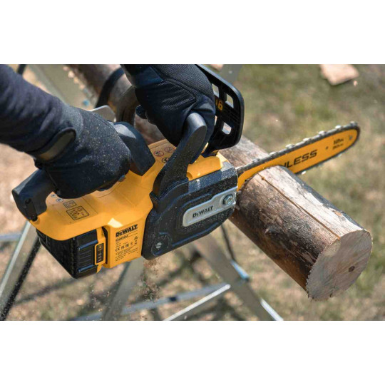 Купити Пила ланцюгова акумуляторна безщіткова DeWALT DCMCS565P1. Офіційний магазин Toolmaster Україна. Фірмовий інструмент та обладнання, офіційна гарантія