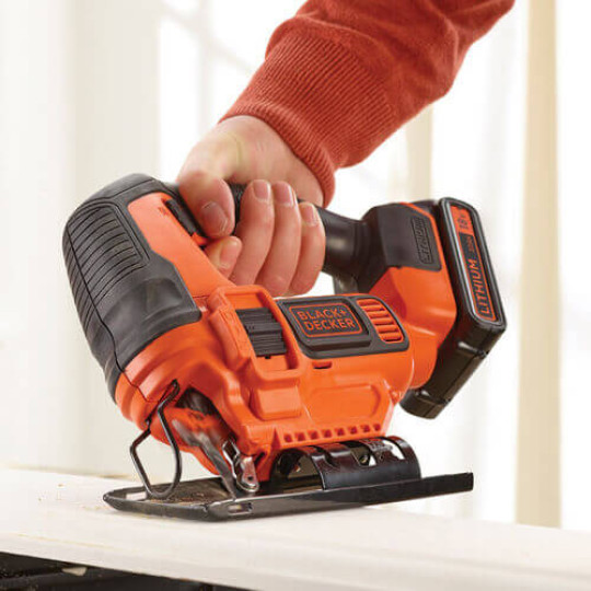 Купити Пила лобзикова акумуляторна BLACK+DECKER BDCJS18N. Офіційний магазин Toolmaster Україна. Фірмовий інструмент та обладнання, офіційна гарантія