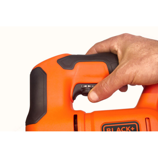 Купити Пила лобзиковая мережева BLACK+DECKER BES603. Офіційний магазин Toolmaster Україна. Фірмовий інструмент та обладнання, офіційна гарантія