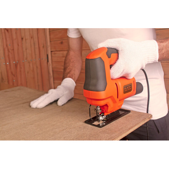 Купити Пила лобзиковая мережева BLACK+DECKER BES603. Офіційний магазин Toolmaster Україна. Фірмовий інструмент та обладнання, офіційна гарантія