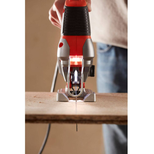 Купити Пила лобзиковая мережева BLACK+DECKER BES610. Офіційний магазин Toolmaster Україна. Фірмовий інструмент та обладнання, офіційна гарантія