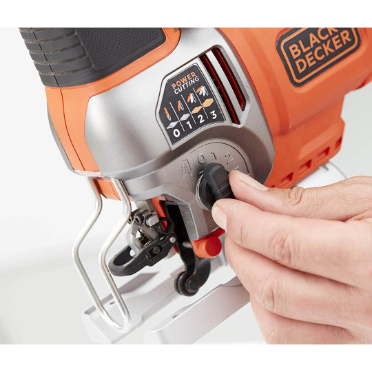Купити Пила лобзиковая мережева BLACK+DECKER BES610K. Офіційний магазин Toolmaster Україна. Фірмовий інструмент та обладнання, офіційна гарантія