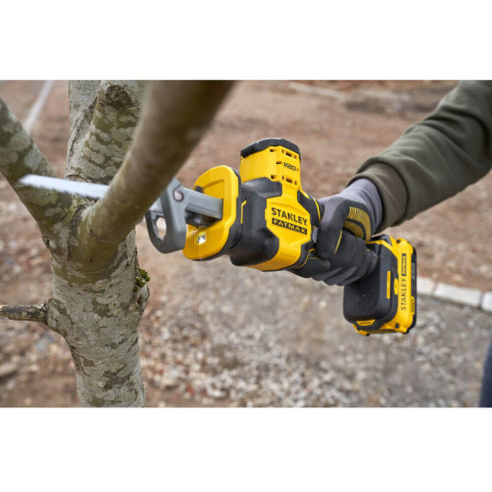 Купити Пила шабельна акумуляторна STANLEY FATMAX SFMCS305B. Офіційний магазин Toolmaster Україна. Фірмовий інструмент та обладнання, офіційна гарантія