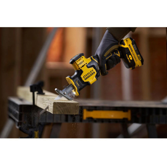 Купити Пила шабельна акумуляторна STANLEY FATMAX SFMCS305B. Офіційний магазин Toolmaster Україна. Фірмовий інструмент та обладнання, офіційна гарантія