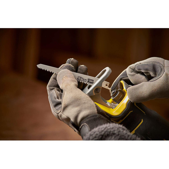 Купити Пила шабельна акумуляторна STANLEY FATMAX SFMCS310B. Офіційний магазин Toolmaster Україна. Фірмовий інструмент та обладнання, офіційна гарантія