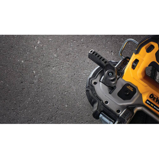 Купити Пила стрічкова акумуляторна безщіткова DeWALT DCS377NT. Офіційний магазин Toolmaster Україна. Фірмовий інструмент та обладнання, офіційна гарантія