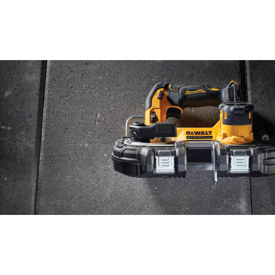 Купити Пила стрічкова акумуляторна безщіткова DeWALT DCS377NT. Офіційний магазин Toolmaster Україна. Фірмовий інструмент та обладнання, офіційна гарантія