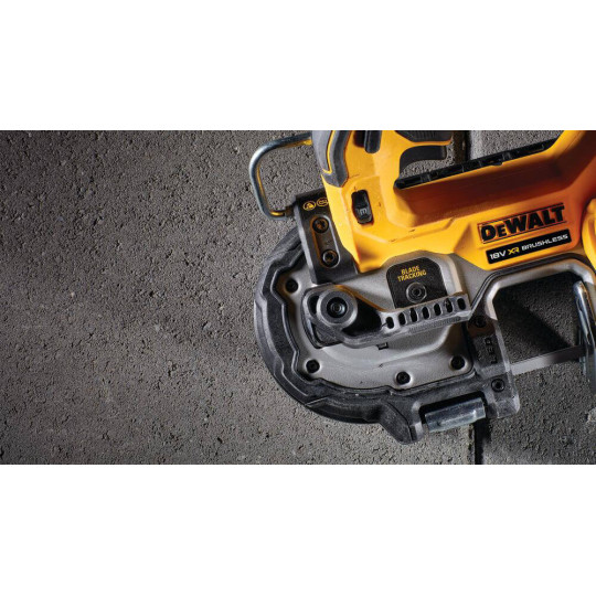 Купити Пила стрічкова акумуляторна безщіткова DeWALT DCS377NT. Офіційний магазин Toolmaster Україна. Фірмовий інструмент та обладнання, офіційна гарантія
