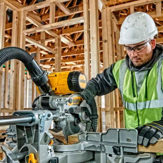 Купити Пила торцювальна акумуляторна DeWALT DCS777T2. Офіційний магазин Toolmaster Україна. Фірмовий інструмент та обладнання, офіційна гарантія