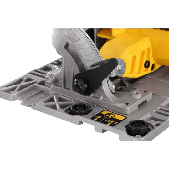 Купити Пилка дискова акумуляторна безщіткова DeWALT DCS572NT. Офіційний магазин Toolmaster Україна. Фірмовий інструмент та обладнання, офіційна гарантія