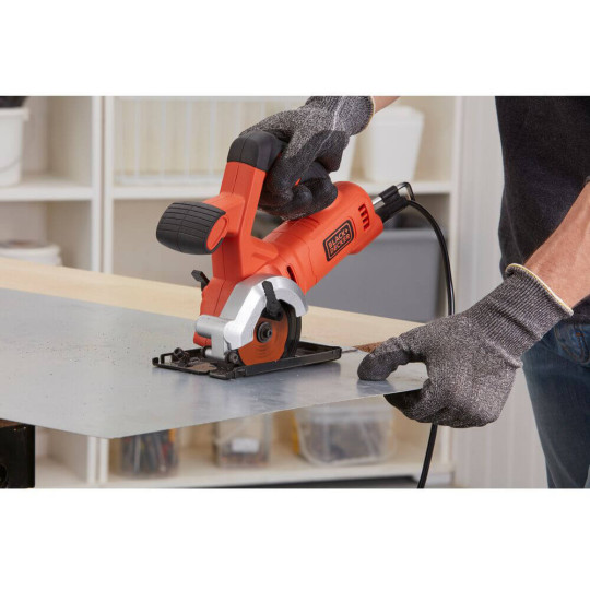 Купити Пила дискова мережева BLACK+DECKER BES510. Офіційний магазин Toolmaster Україна. Фірмовий інструмент та обладнання, офіційна гарантія