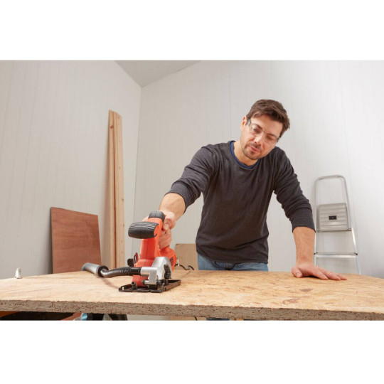 Купити Пила дискова мережева BLACK+DECKER BES510. Офіційний магазин Toolmaster Україна. Фірмовий інструмент та обладнання, офіційна гарантія