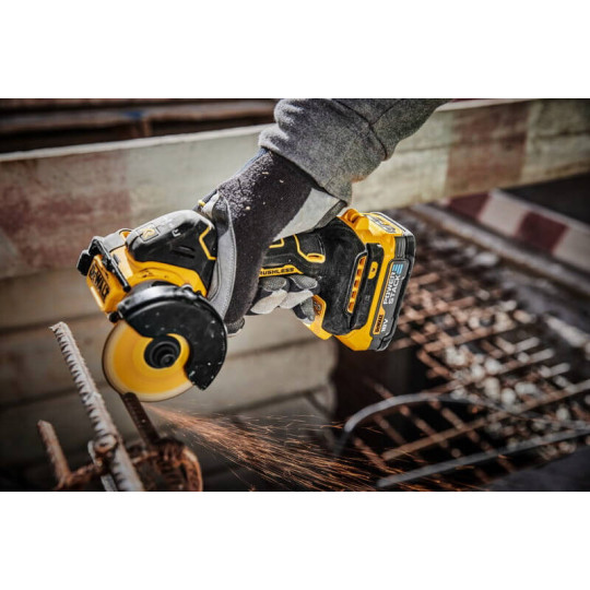 Купити Пила дискова універсальна акумуляторна безщіткова DeWALT DCS438N. Офіційний магазин Toolmaster Україна. Фірмовий інструмент та обладнання, офіційна гарантія