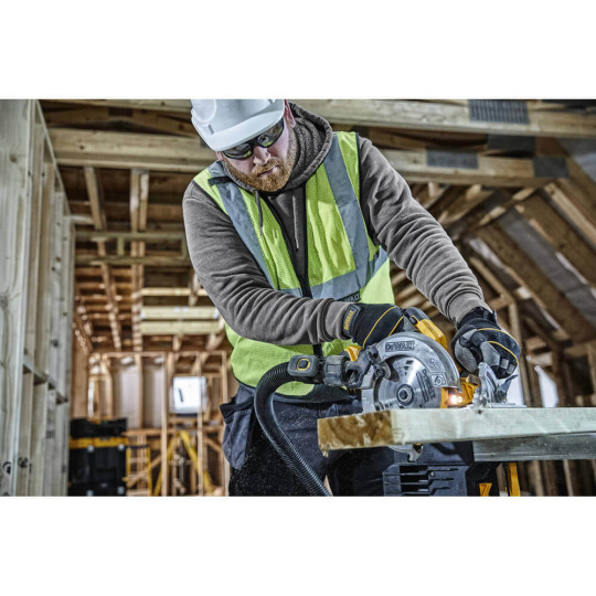 Купити Пила дискова акумуляторна DeWALT DCS570P2. Офіційний магазин Toolmaster Україна. Фірмовий інструмент та обладнання, офіційна гарантія