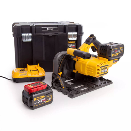 Купити Пила дискова занурювальна акумуляторна DeWALT DCS520T2. Офіційний магазин Toolmaster Україна. Фірмовий інструмент та обладнання, офіційна гарантія